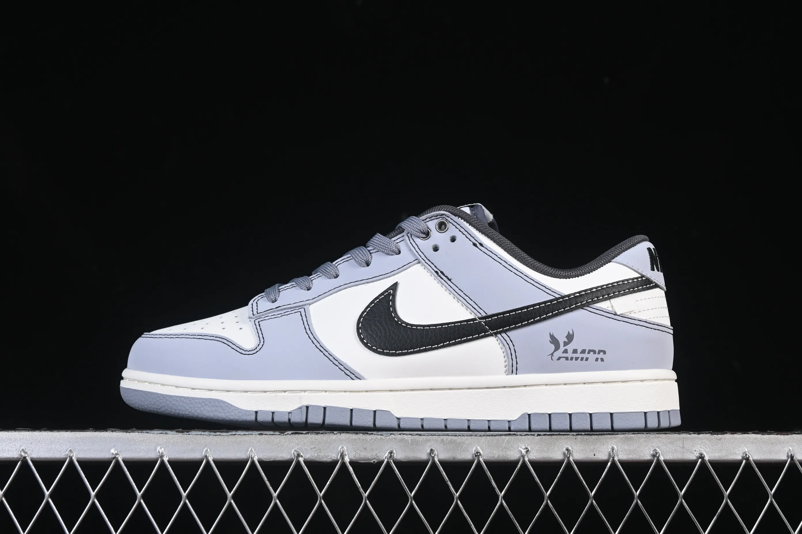 All categories Nk SB Dunk Series Nk SB Dunk Low High-end customized low-top sneakers Nike SB Dunk Low "Just Do It" Anniversary high-end customized low-top casual sneakers BB0528-109